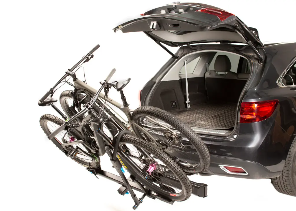 RM_BackStage_bikesdown45__56780.webp