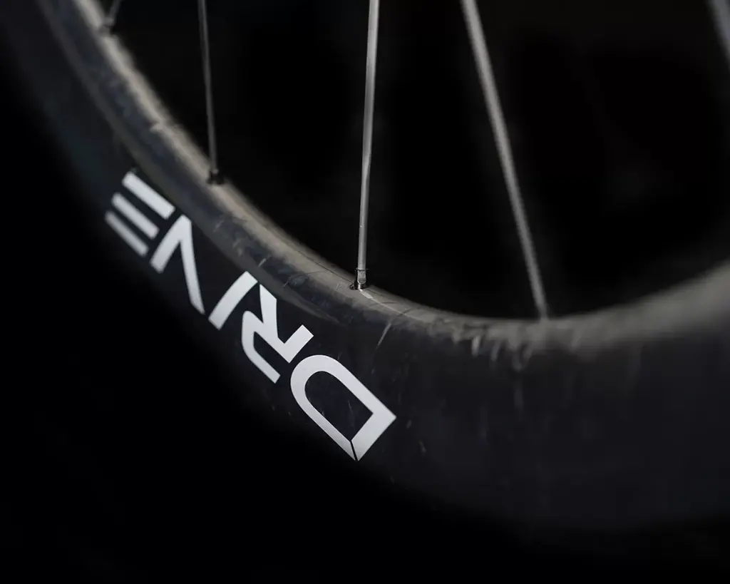 Drive-G45-Carbon-Spoke-Gravel-Wheelset-Disc-brake-8.webp